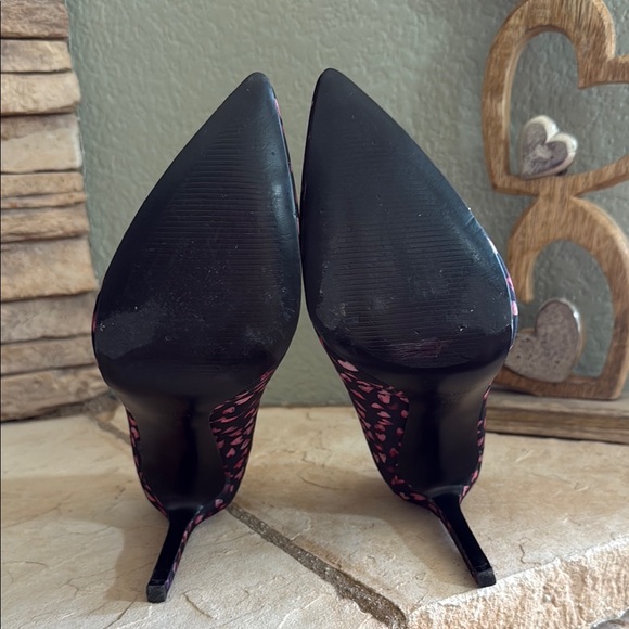 Nine West Black and Pink Stiletto Heels - Picture 5 of 8